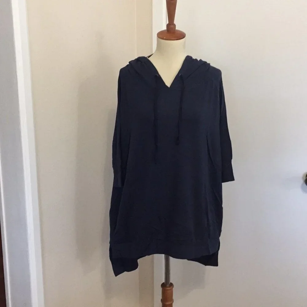 S/M/L/XL‎ Agnes & Dora Hooded Pullover C05